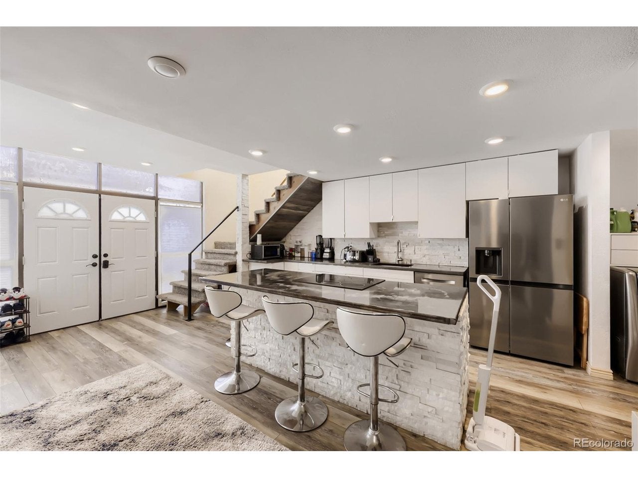 364 Ironton St, Aurora, CO 80012