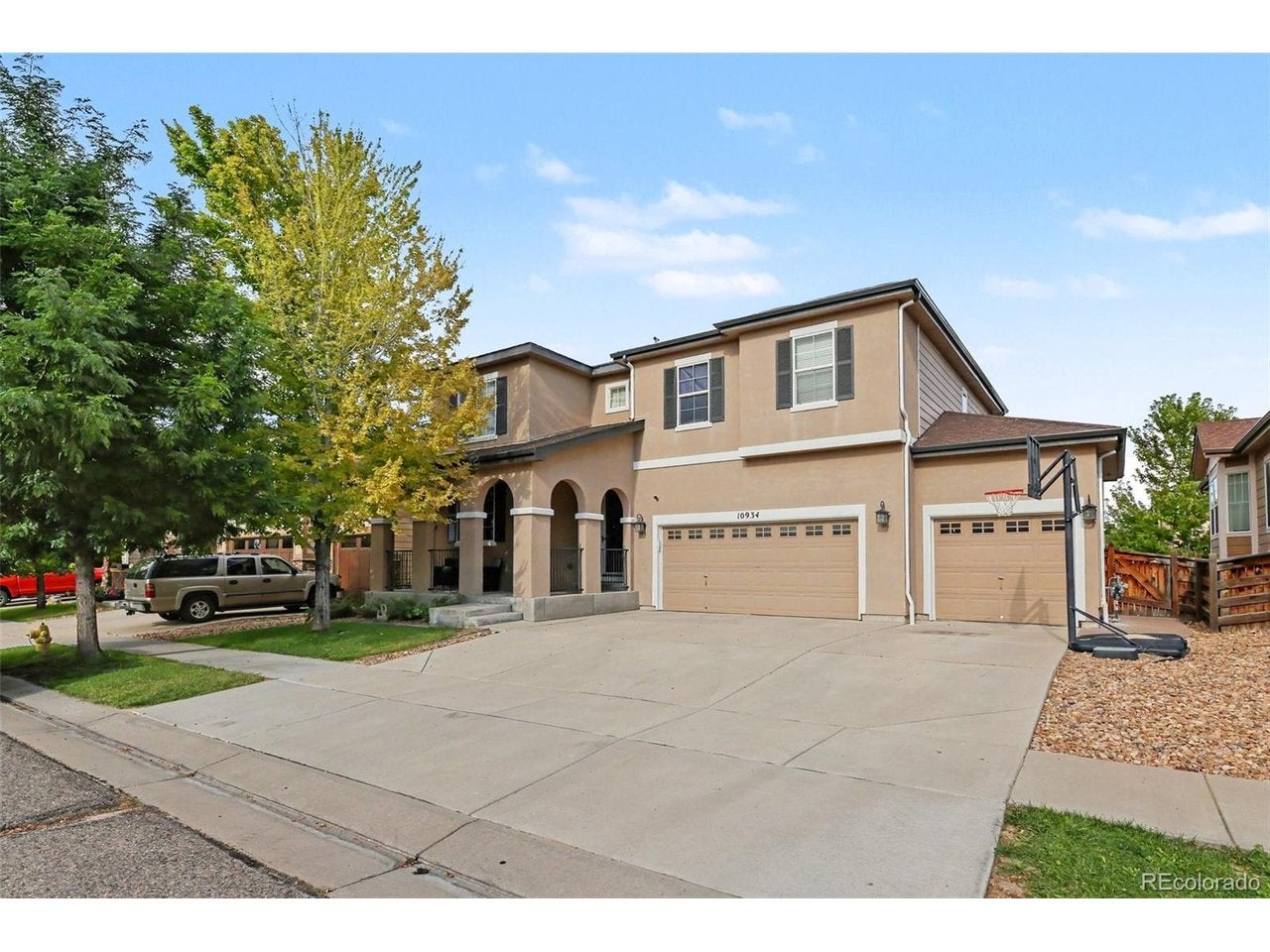 10934 Pitkin St, Commerce City, CO 80022