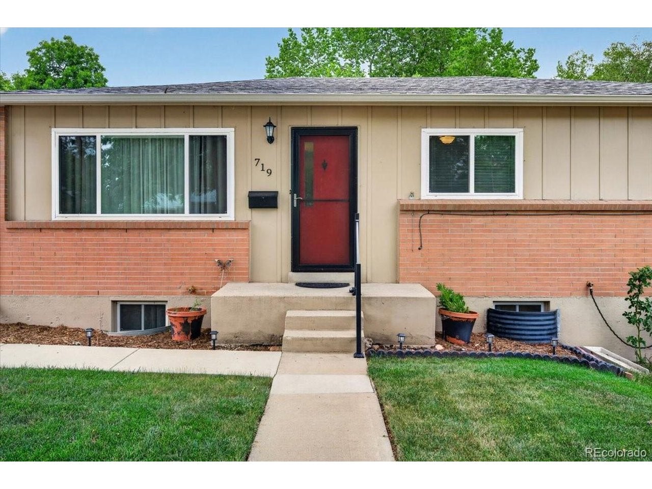 719 Swadley St, Denver, CO 80228