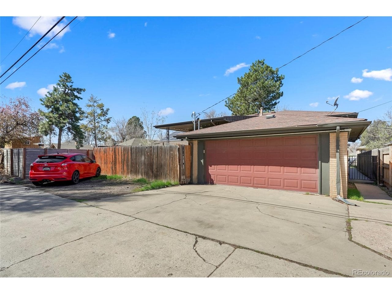 1570 Tamarac St, Denver, CO 80220 photo