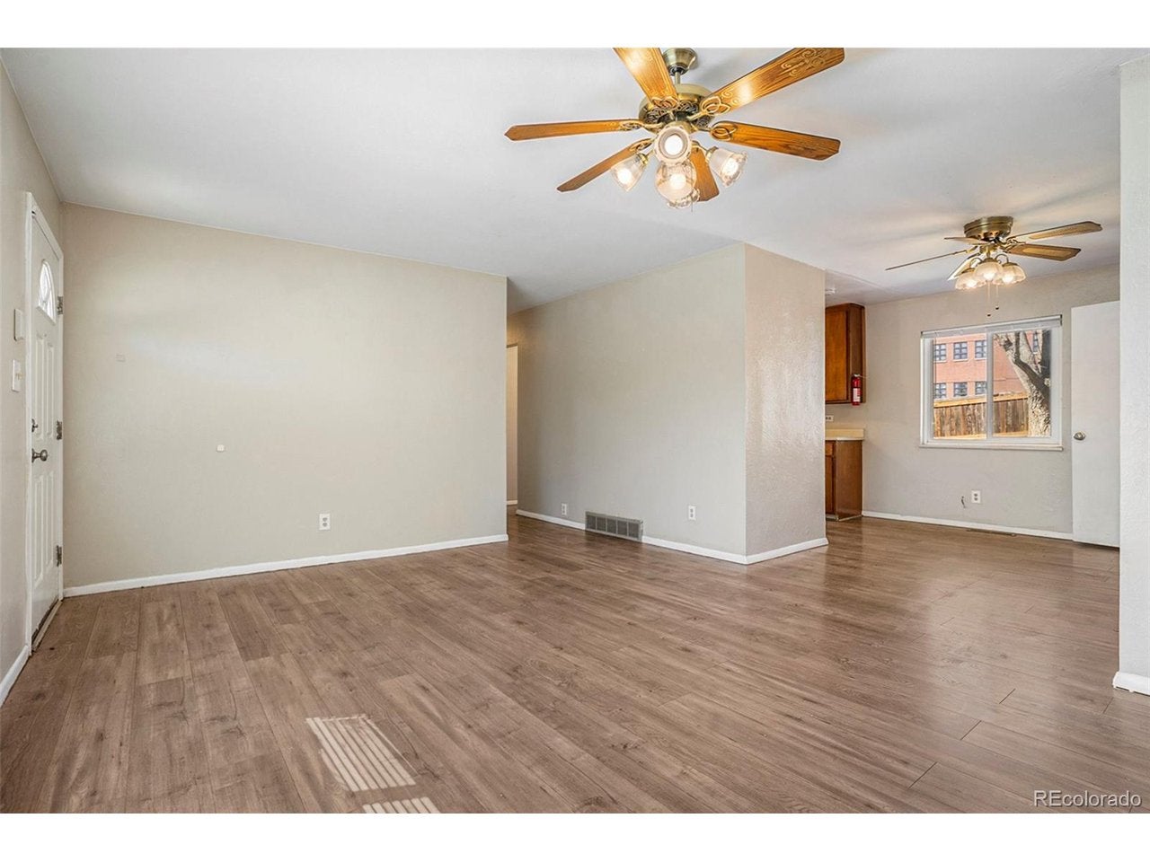 414 Maplewood Dr, Colorado Springs, CO 80907 photo