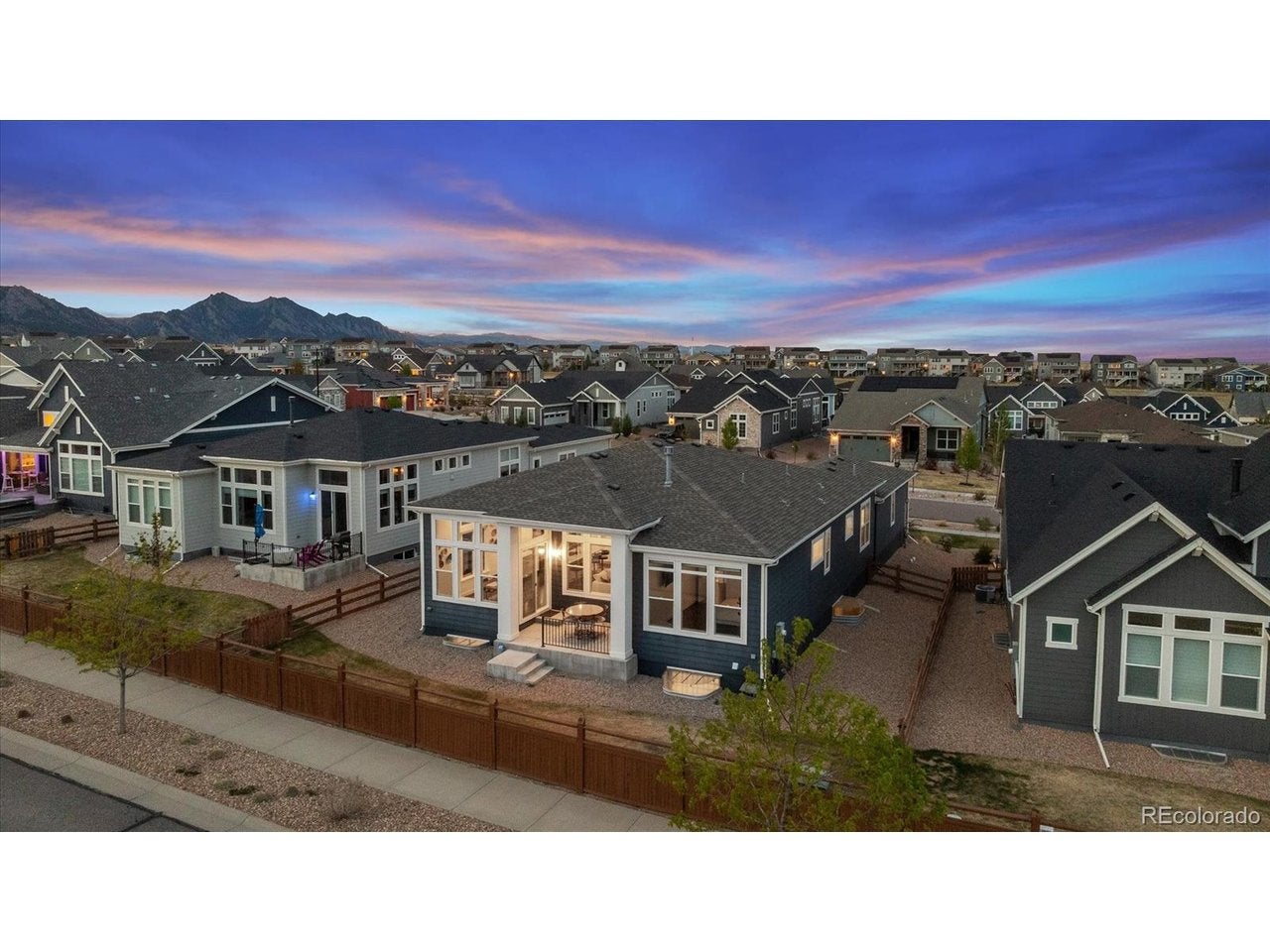 19056 94 Ave, Arvada, CO 80007