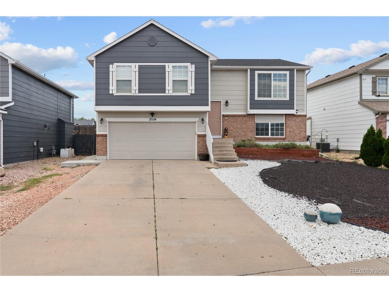 2524 Weyburn Way, Colorado Springs, CO 80922