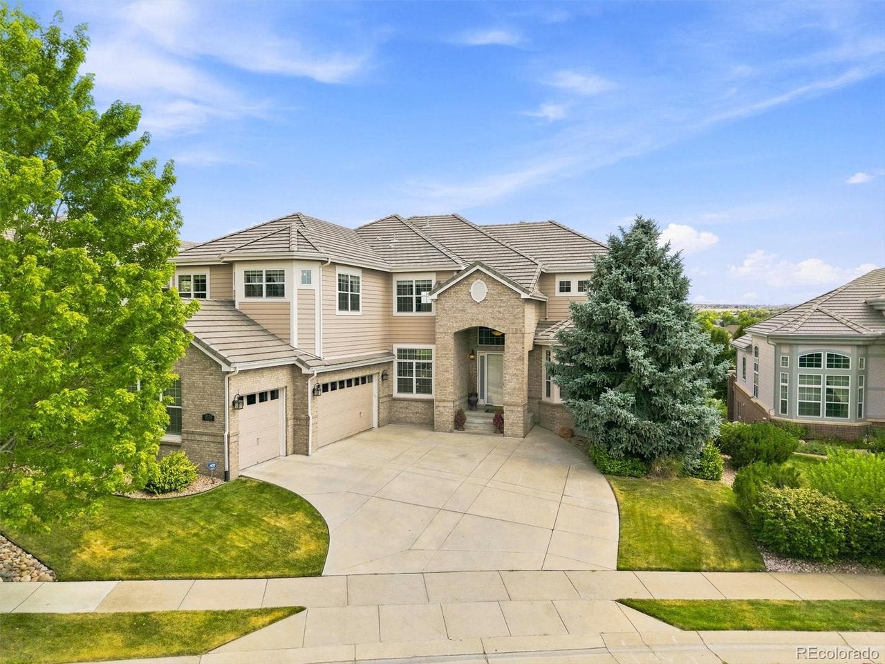 6558 Riviera Way, Aurora, CO 80016