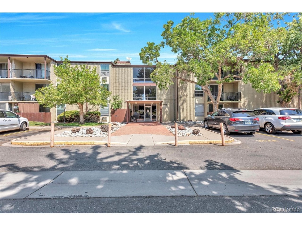 2281 Vaughn Way, Aurora, CO 80014