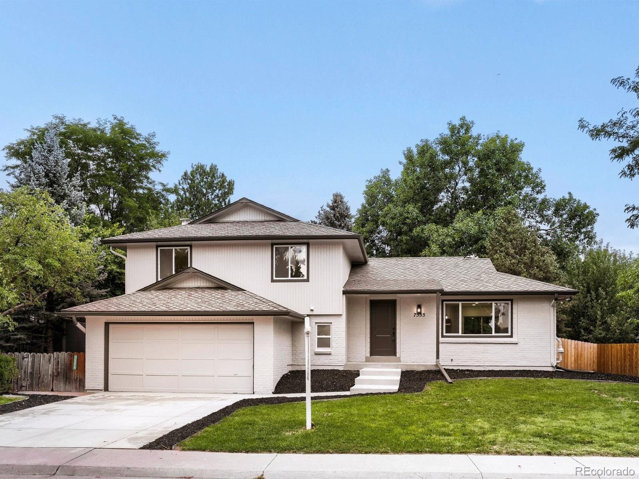 7555 Madison Cir, Centennial, CO 80122