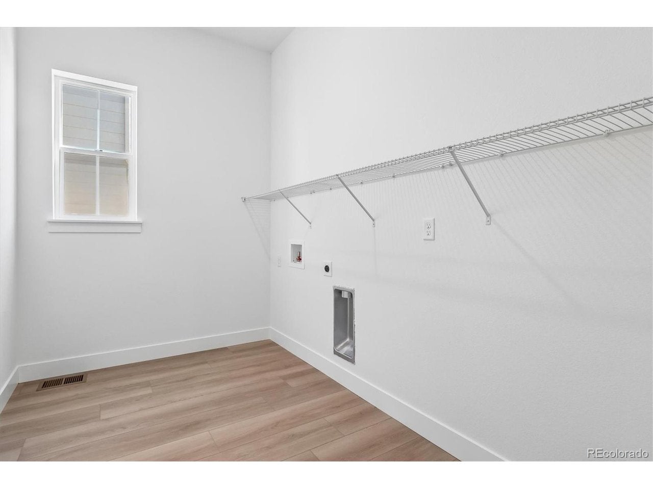 8610 Yellowcress St, Littleton, CO 80125 photo