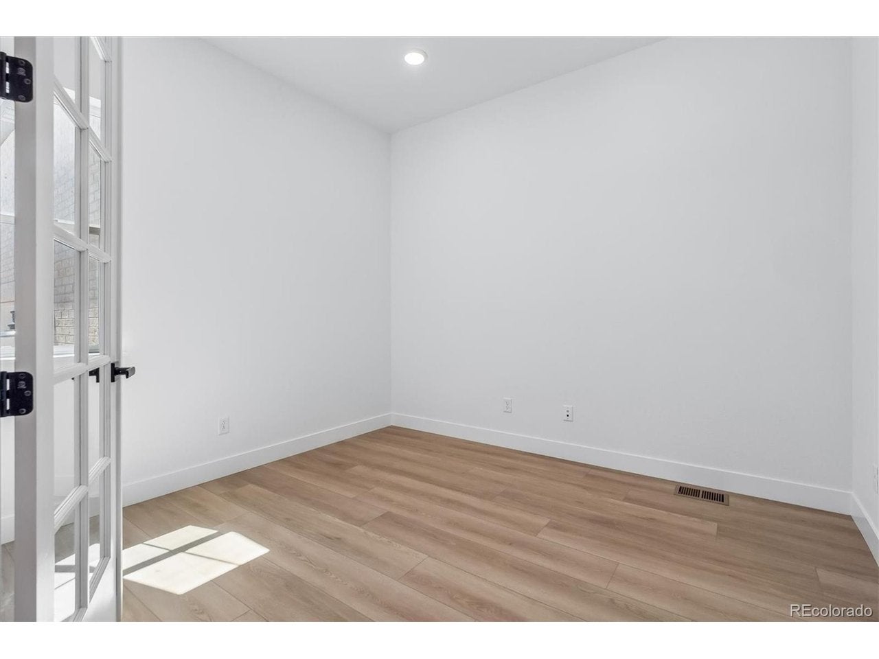 8610 Yellowcress St, Littleton, CO 80125 photo