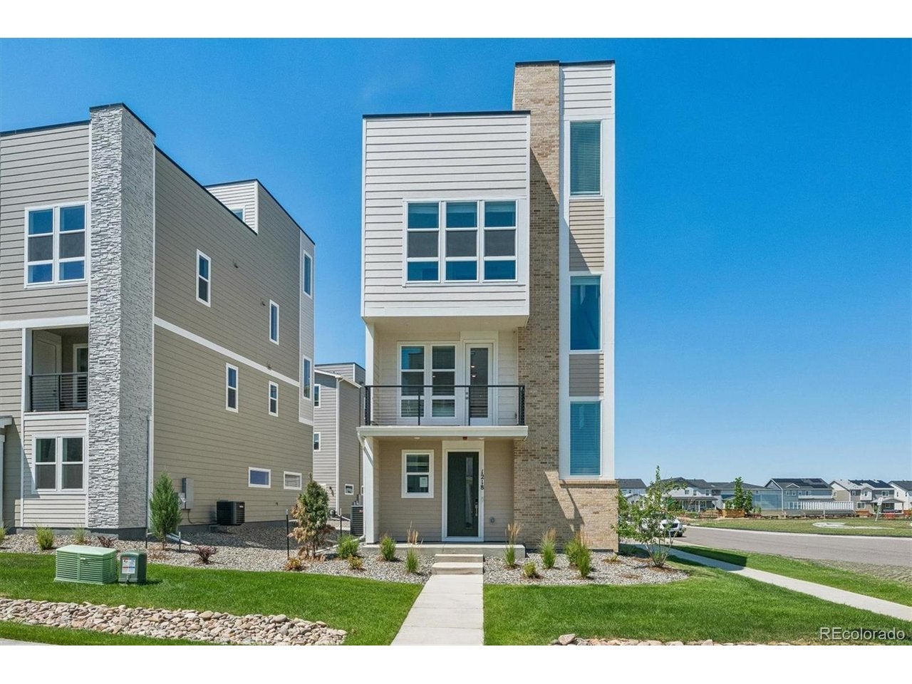 1218 Dylan Dr, Erie, CO 80026