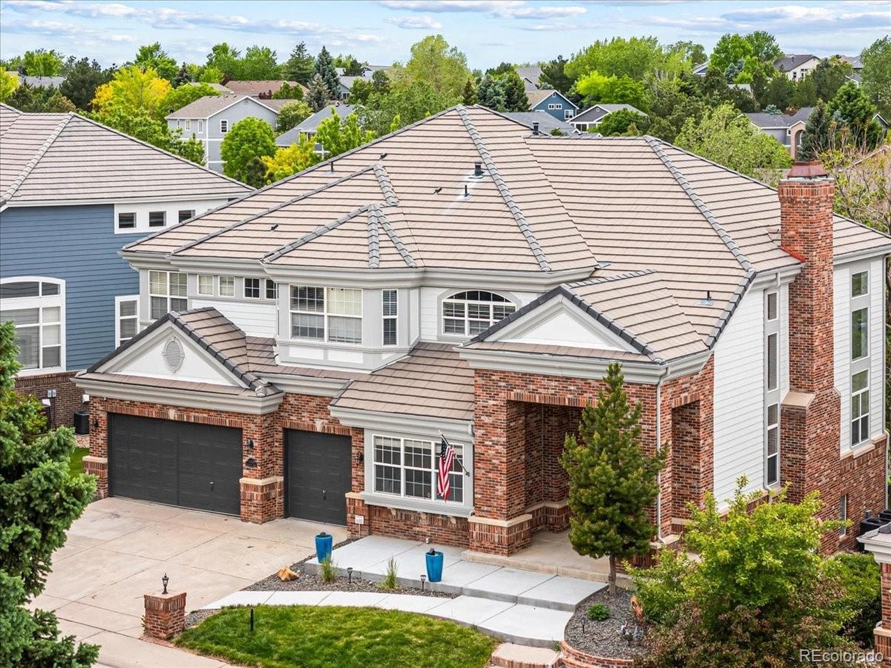 10069 Longview Dr, Lone Tree, CO 80124 photo