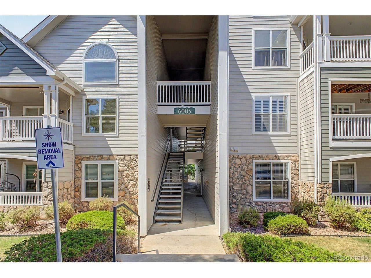 6005 Castlegate Dr, Castle Rock, CO 80108