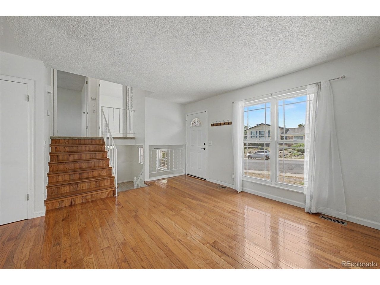 2723 E 96 Way, Thornton, CO 80229 photo