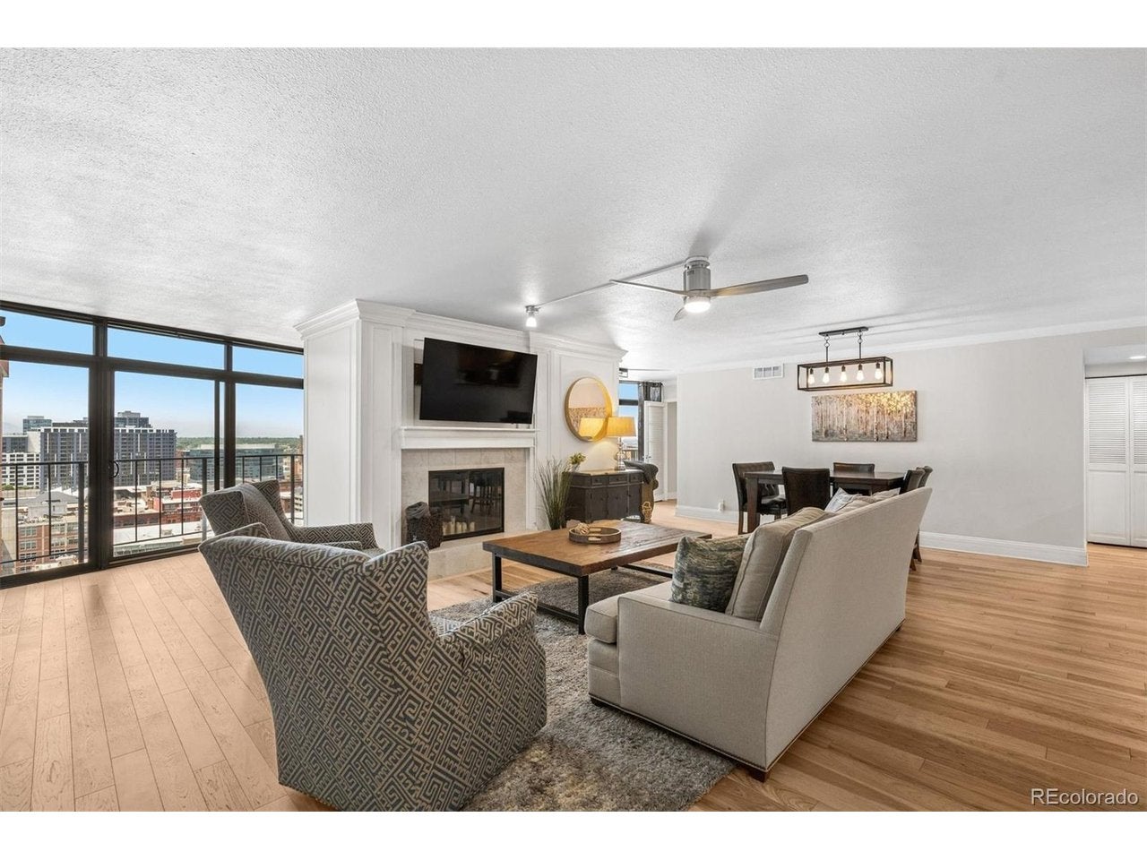 1777 Larimer St #1608, Denver, CO 80202 photo
