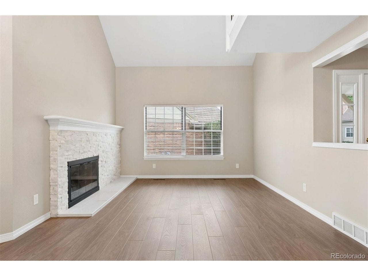 6043 E Briarwood Dr, Centennial, CO 80112 photo
