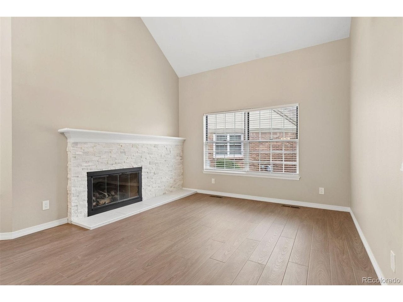 6043 E Briarwood Dr, Centennial, CO 80112 photo