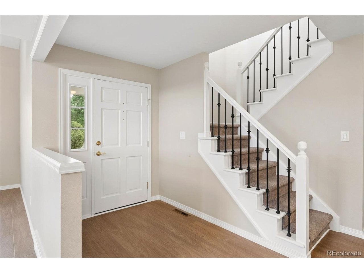 6043 E Briarwood Dr, Centennial, CO 80112 photo