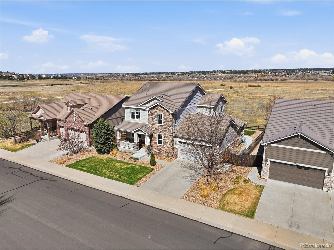 6726 Lynch Ln, Castle Rock, CO 80108 photo