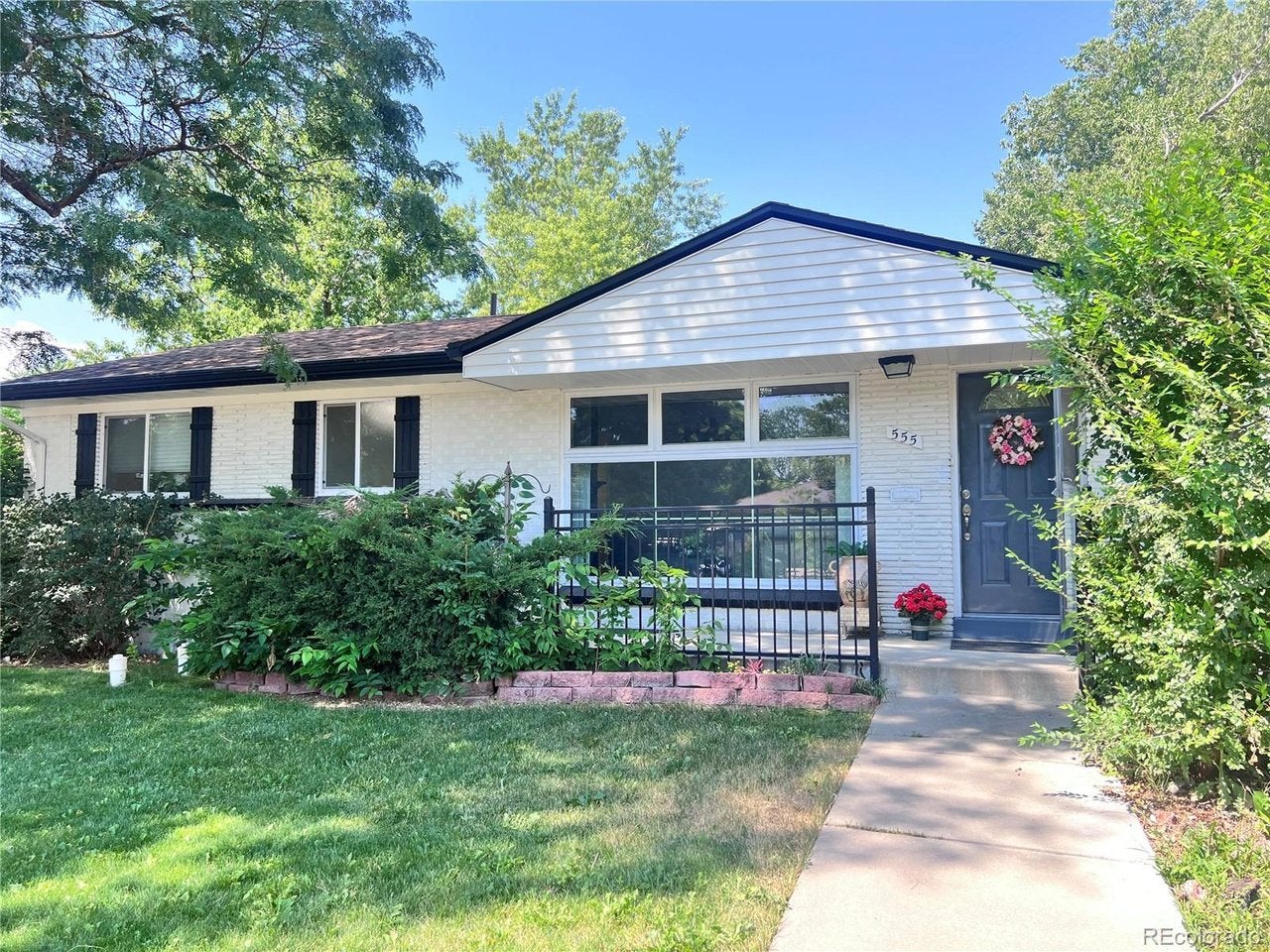 555 Everett St, Lakewood, CO 80226 photo