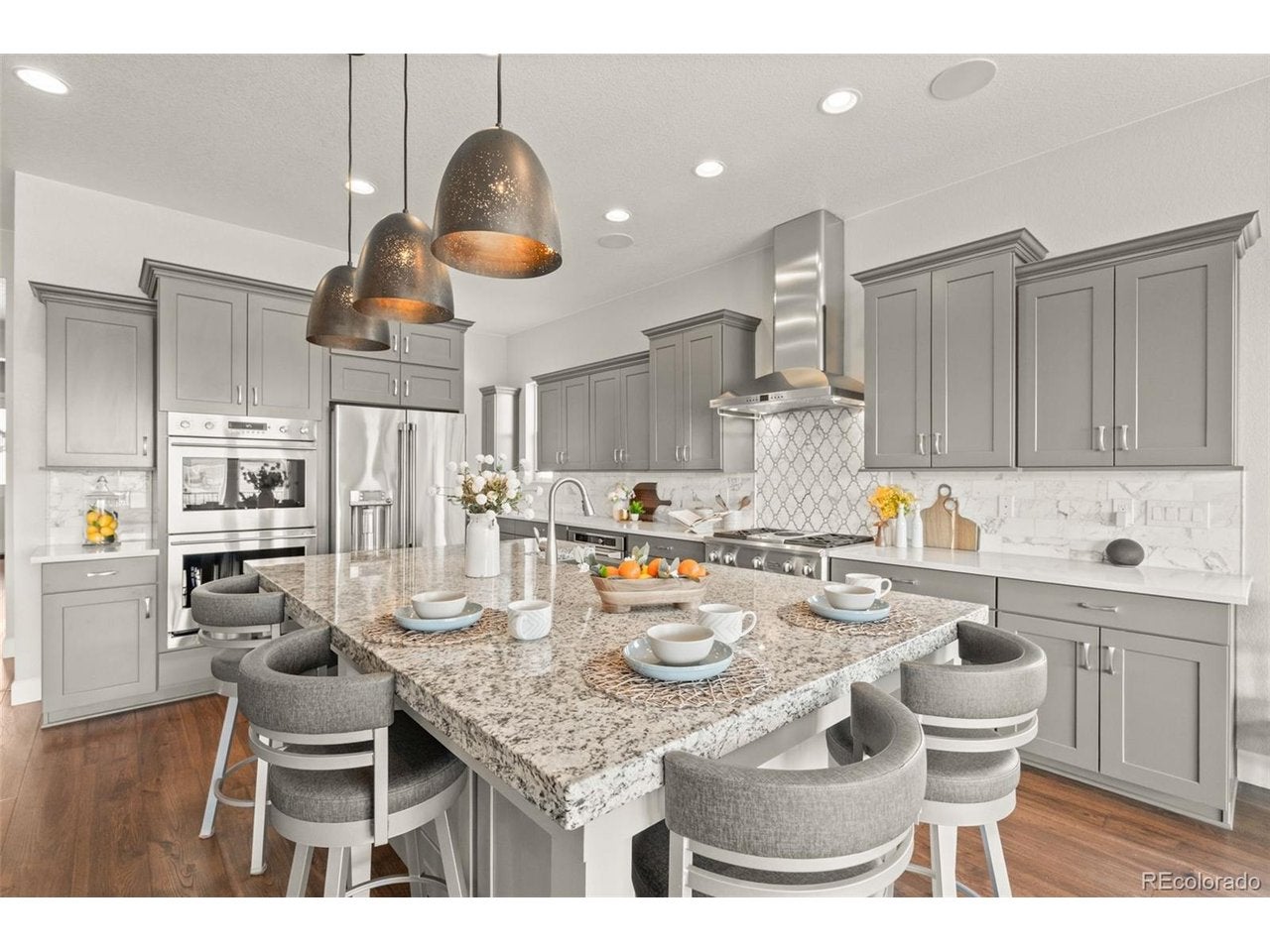 8250 Estes Park Ave, Littleton, CO 80125 photo