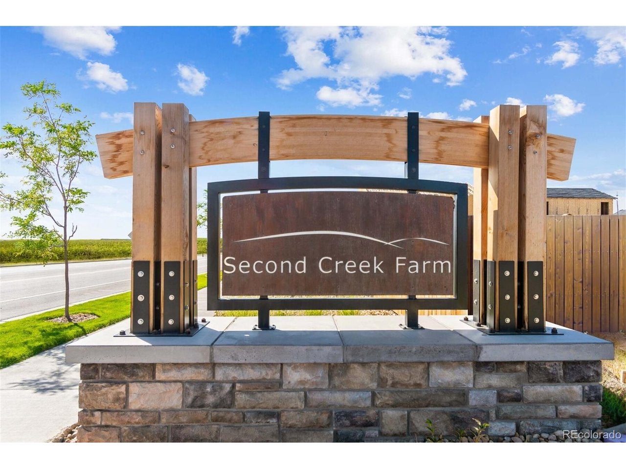 17843 E 94 Pl, Commerce City, CO 80022 photo