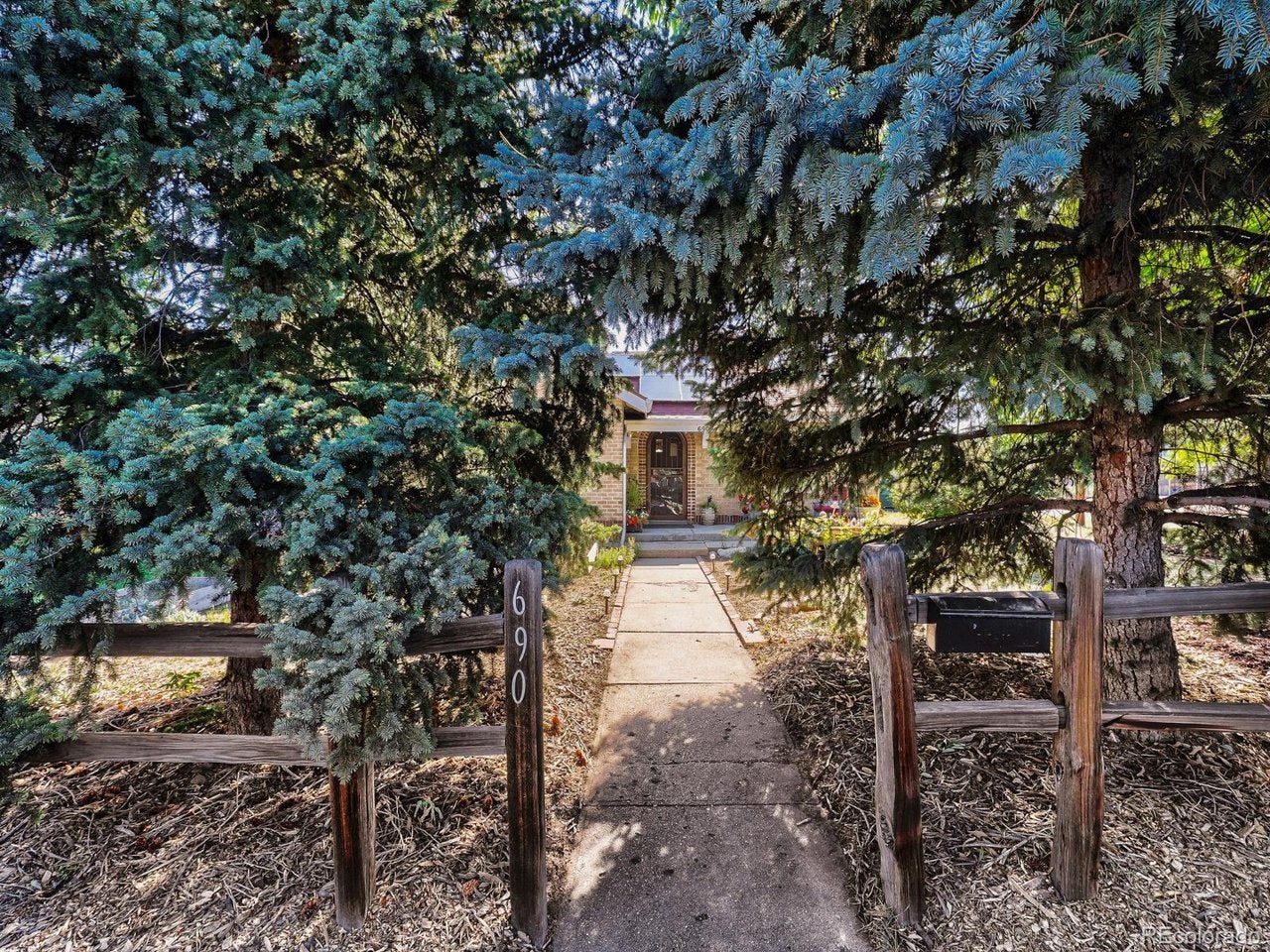 690 S Eliot St, Denver, CO 80219 photo
