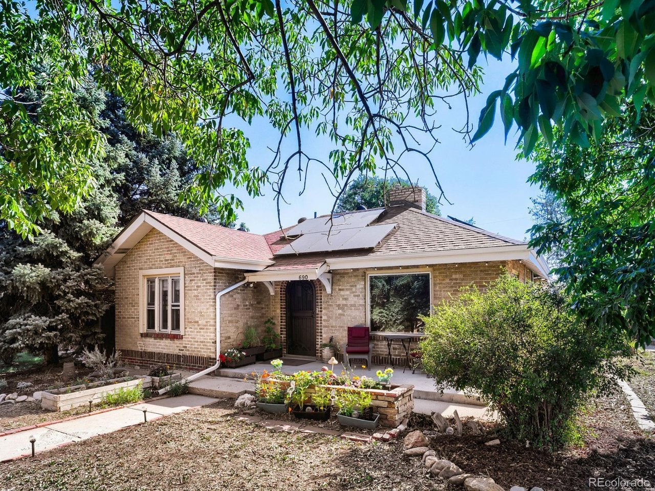 690 Eliot St, Denver, CO 80219