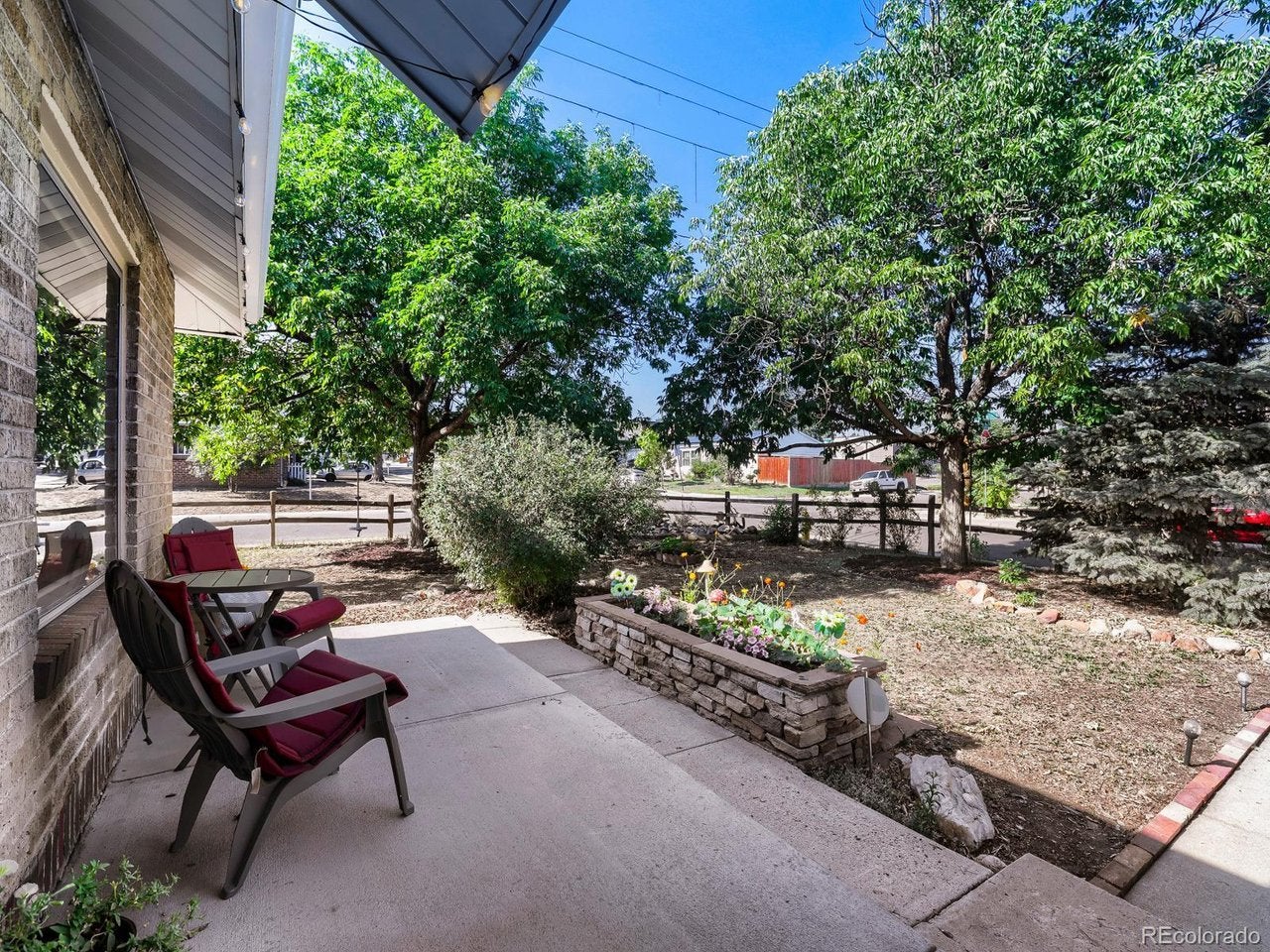 690 S Eliot St, Denver, CO 80219 photo