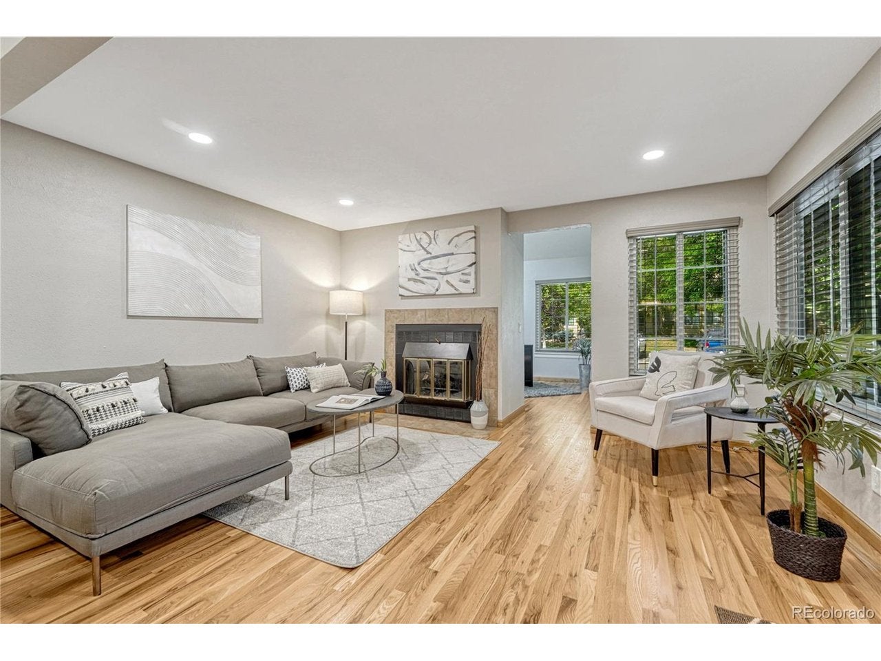 4872 Kentucky Ave, Denver, CO 80246