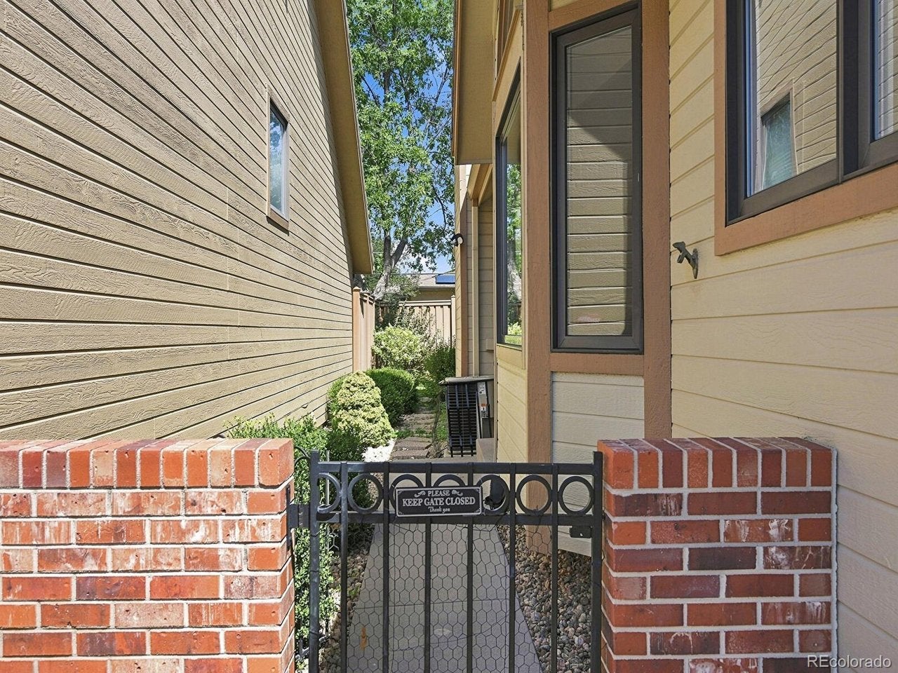 4565 E Mexico Ave #14, Denver, CO 80222 photo