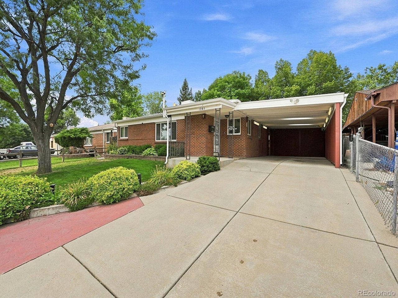 1385 Shoshone St, Denver, CO 80223