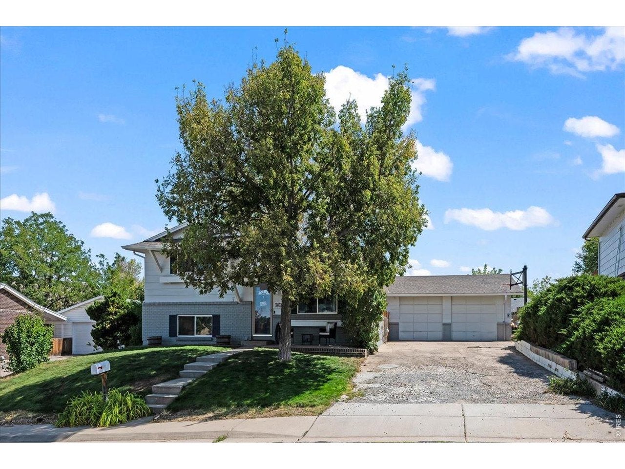 1404 Explorador Calle, Denver, CO 80229 photo
