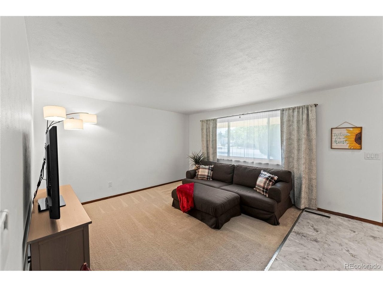 4025 N Carefree Cir, Colorado Springs, CO 80917 photo