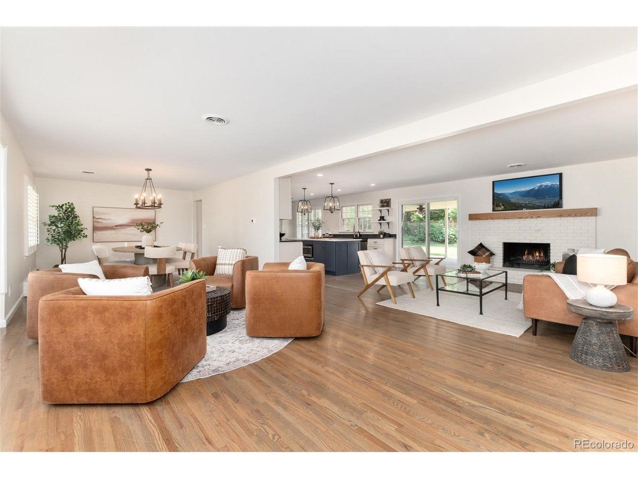 3751 Hillcrest Dr, Denver, CO 80237