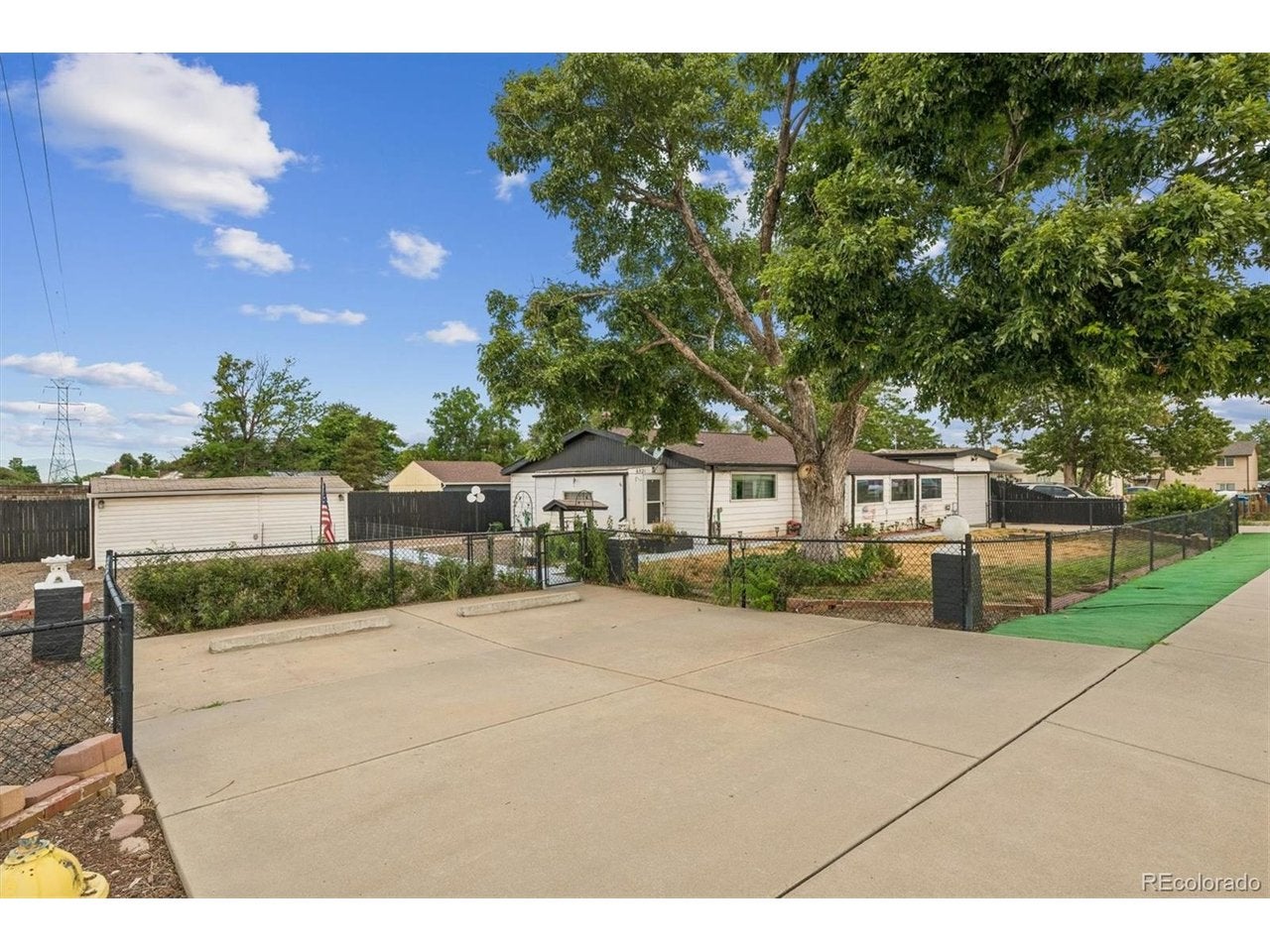 6921 Quebec St, Commerce City, CO 80022 photo