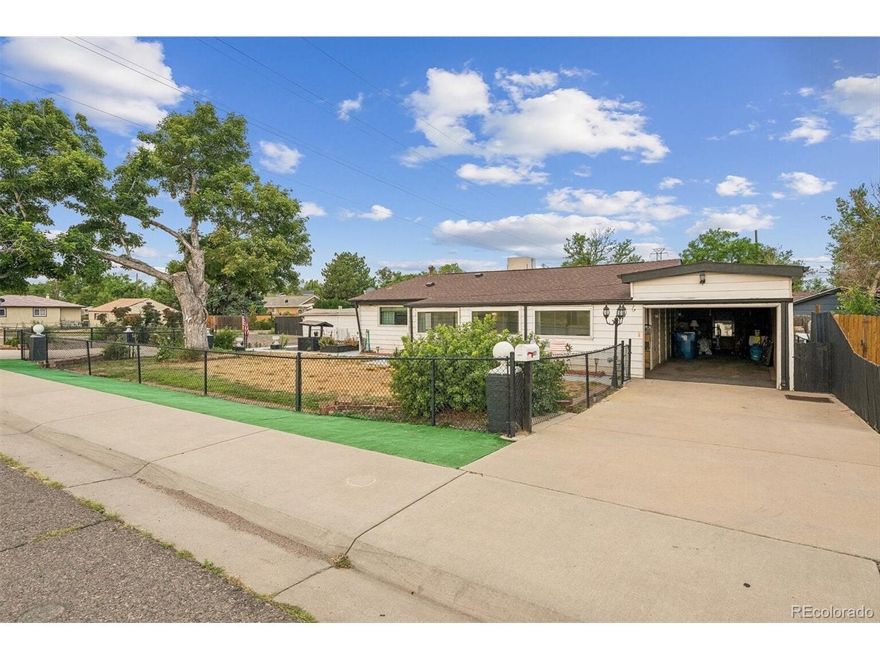 6921 Quebec St, Commerce City, CO 80022