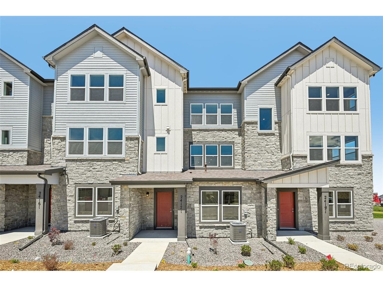 24121 E 54 Pl, Aurora, CO 80019 photo