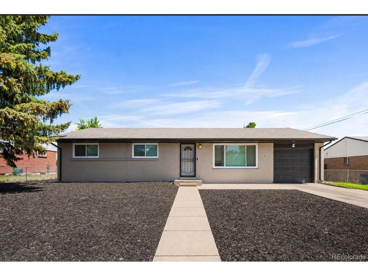 12445 6 Pl, Aurora, CO 80011