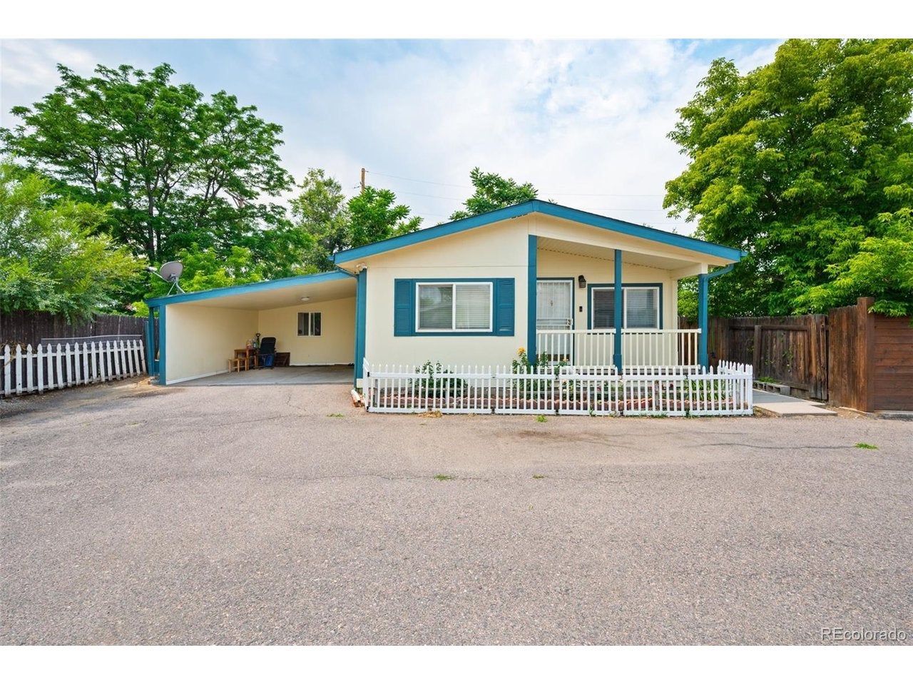 2884 Iliff Ave, Denver, CO 80219