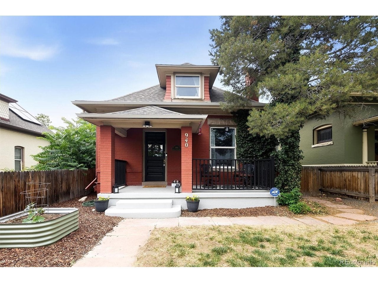 940 Logan St, Denver, CO 80209