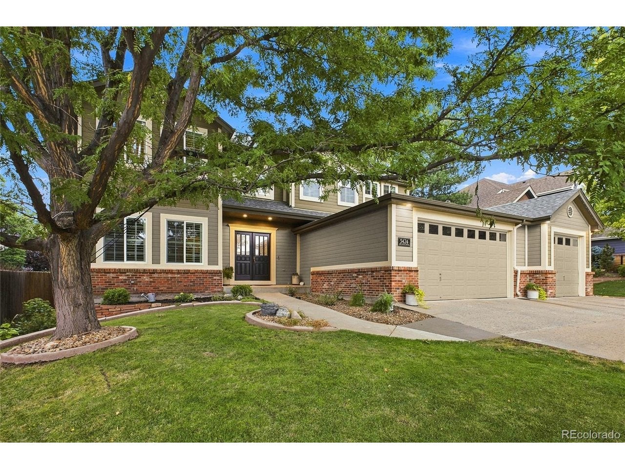 5424 Dry Creek Cir, Centennial, CO 80122