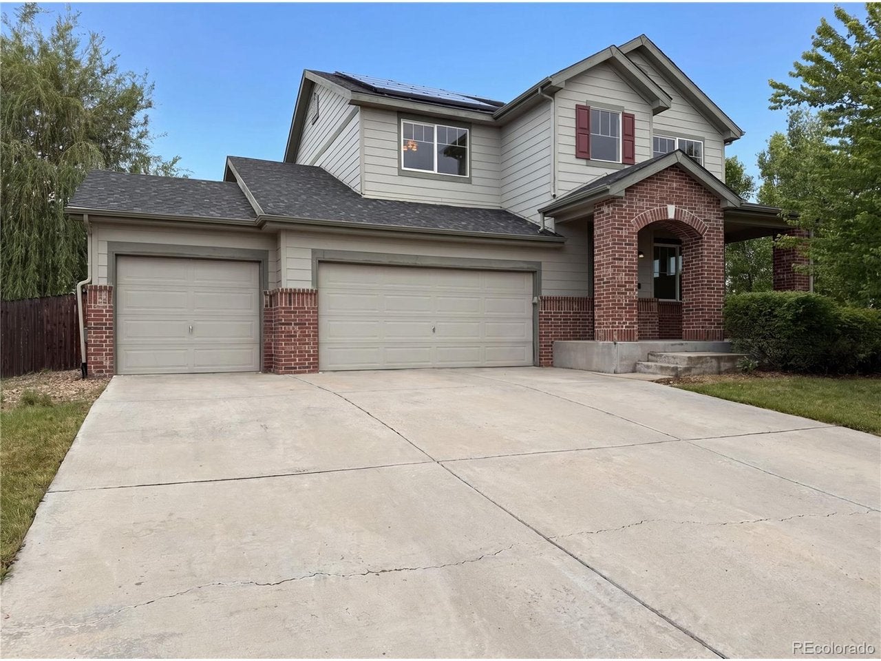8585 Raspberry Dr, Longmont, CO 80504