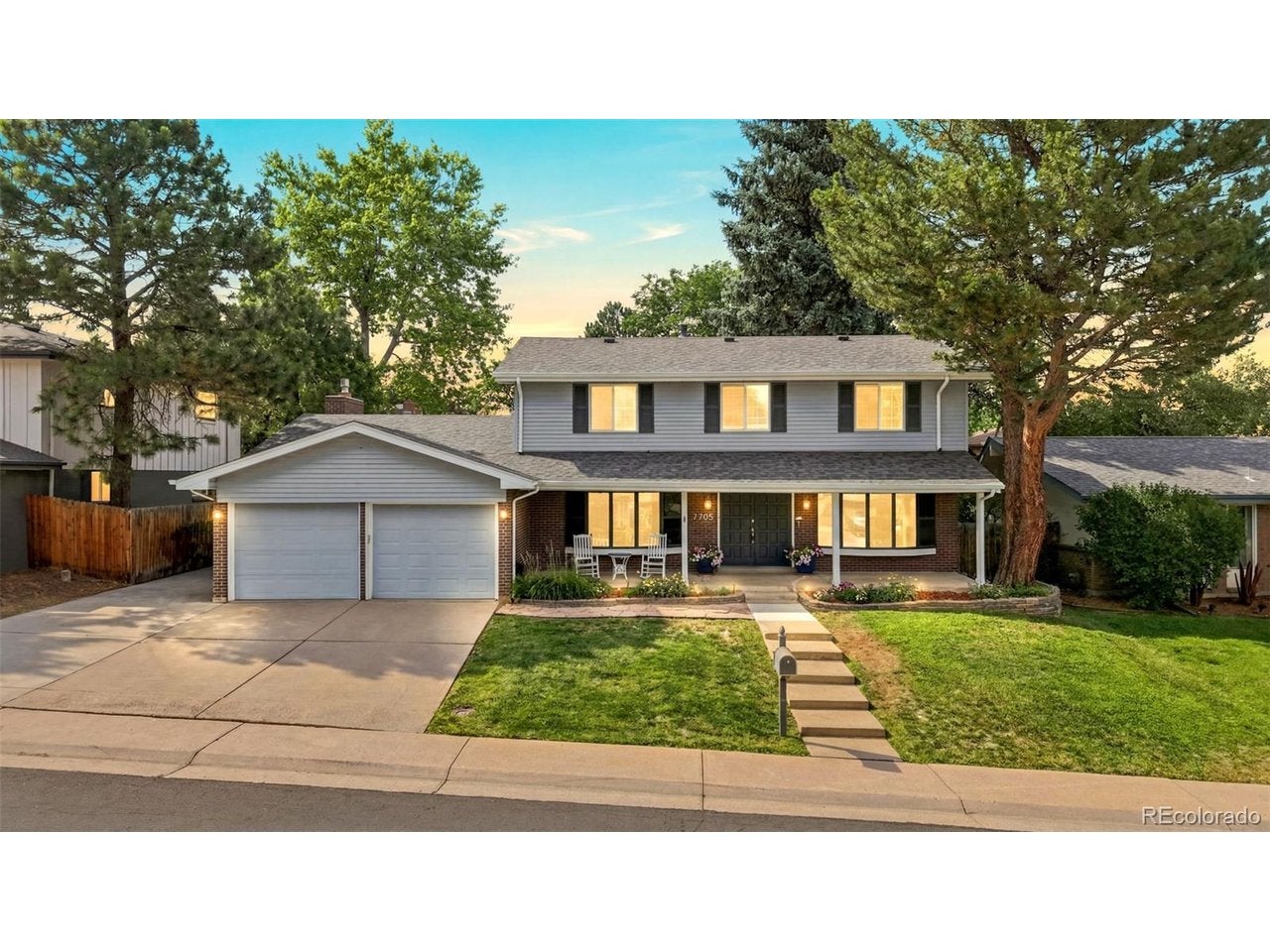 7705 Napa Pl, Denver, CO 80237