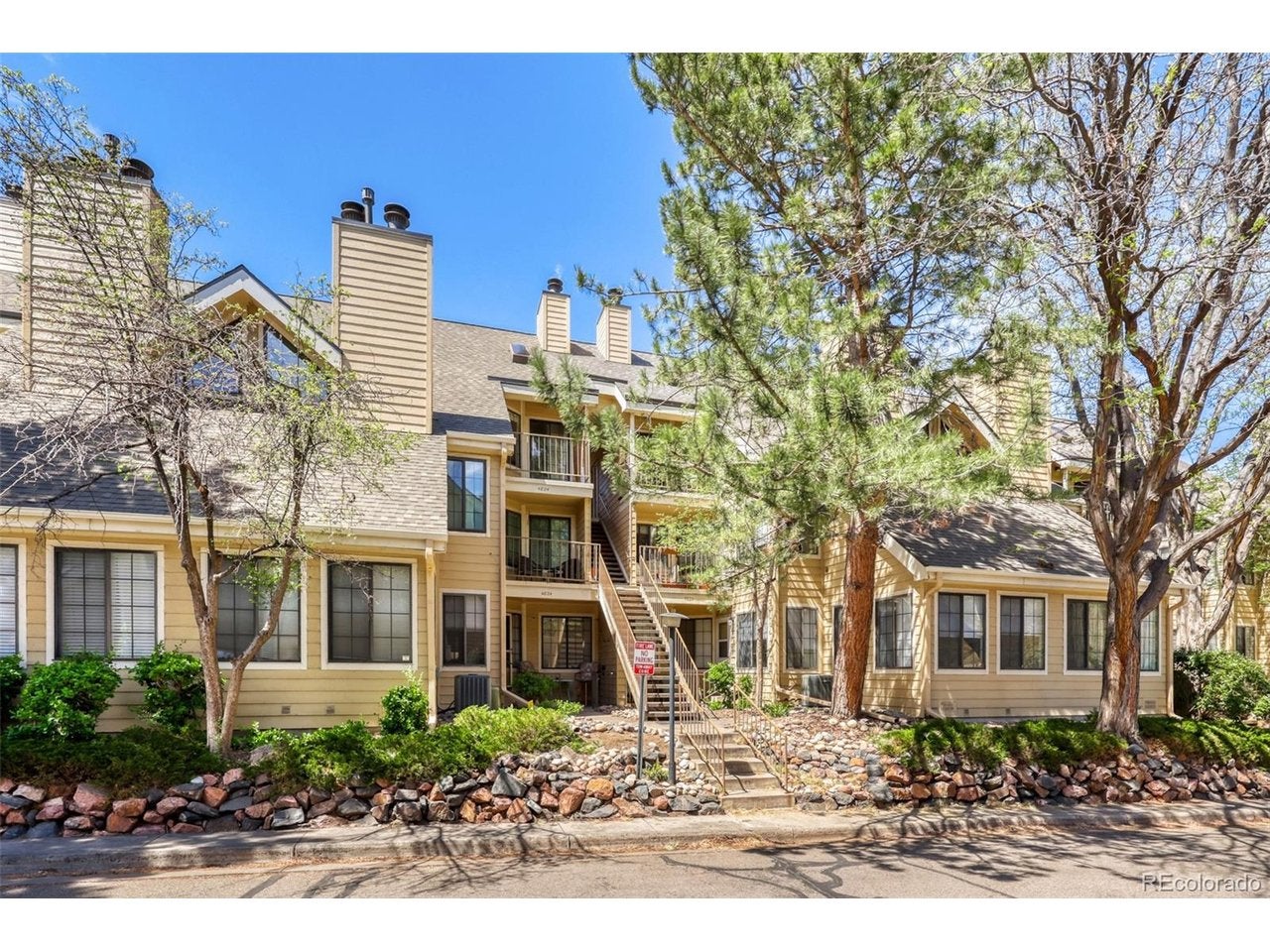 4824 Kentucky Ave, Denver, CO 80246