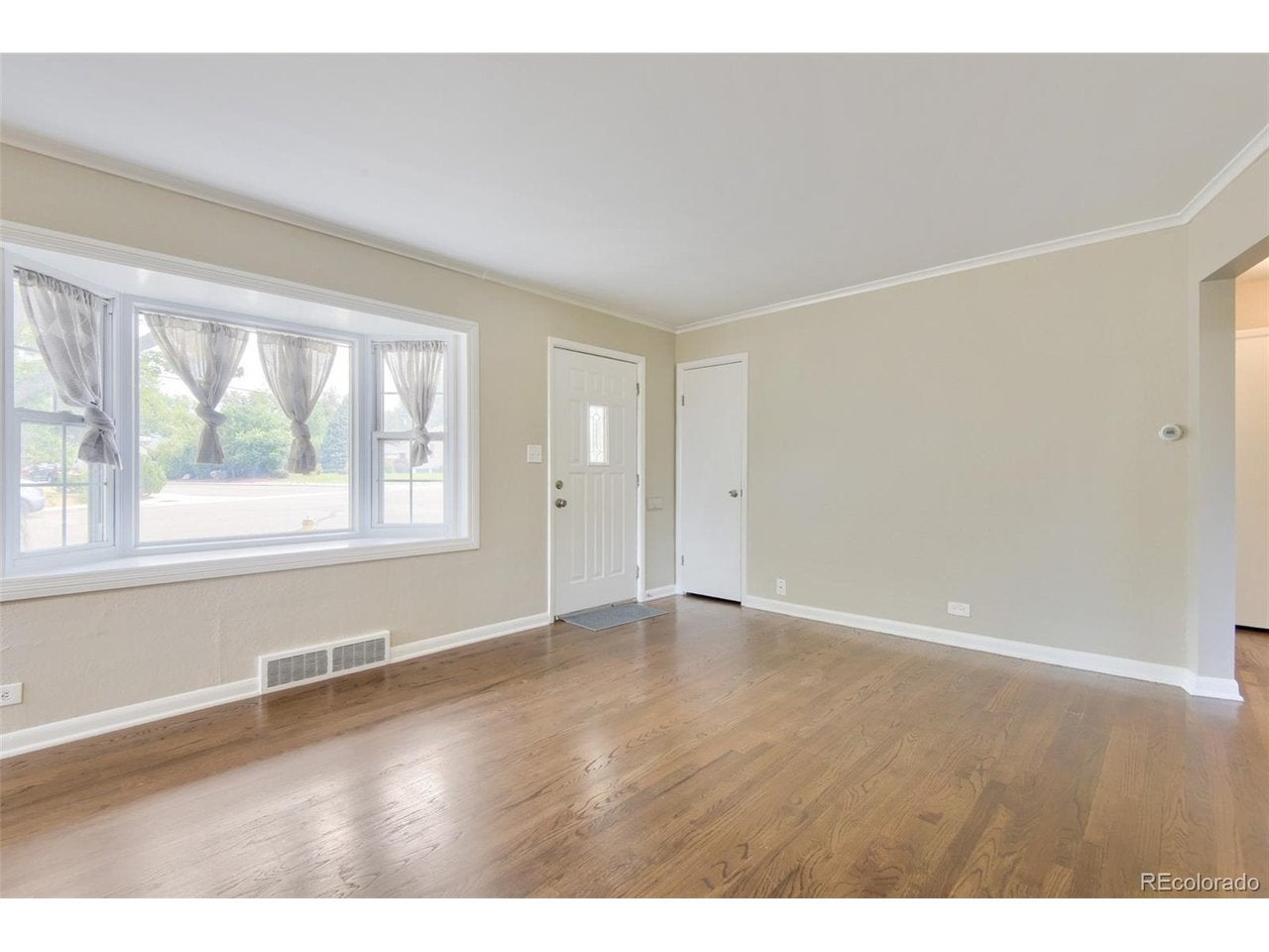 1704 W Crestline Ave, Littleton, CO 80120 photo