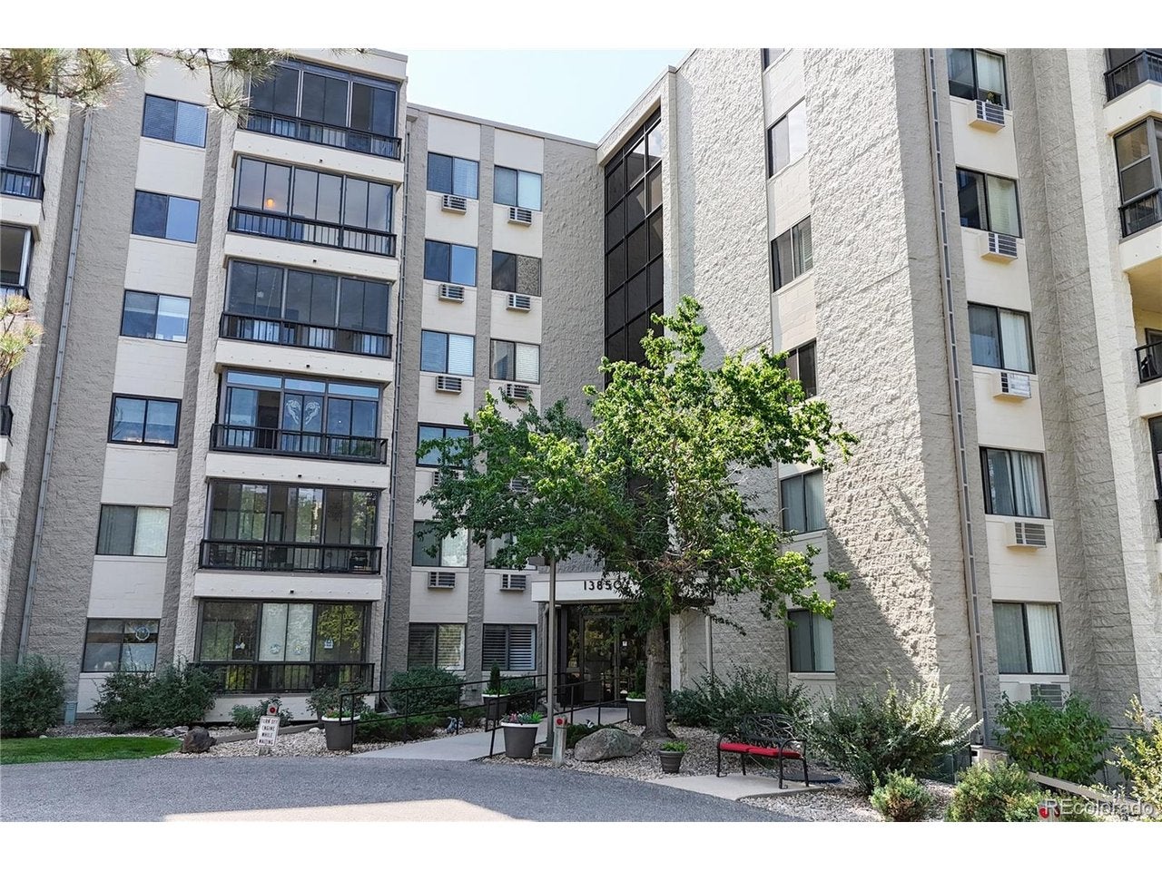 13850 Marina Dr, Aurora, CO 80014
