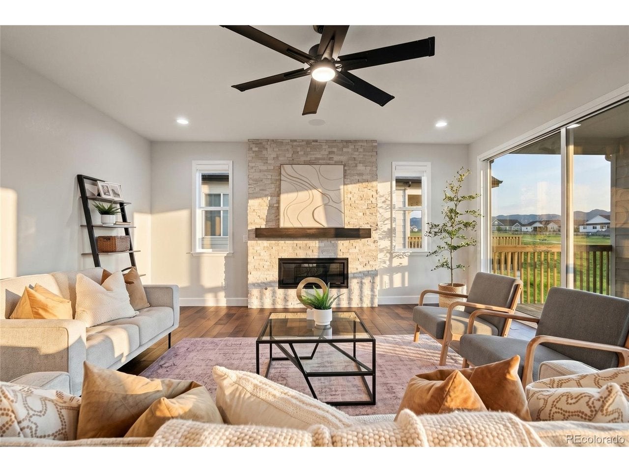 9105 Swan River St, Littleton, CO 80125 photo