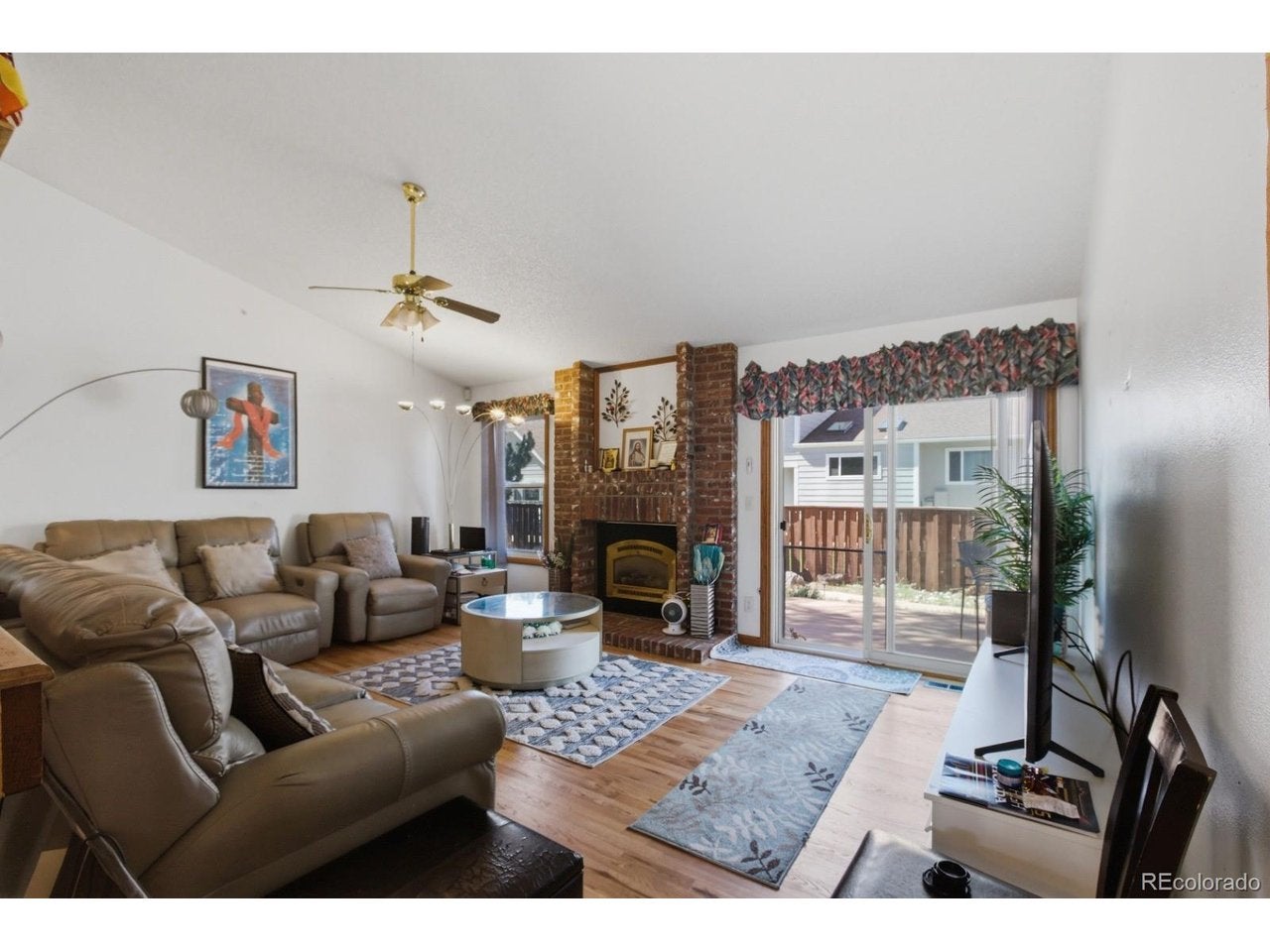 18941 E Chaffee Pl, Denver, CO 80249 photo