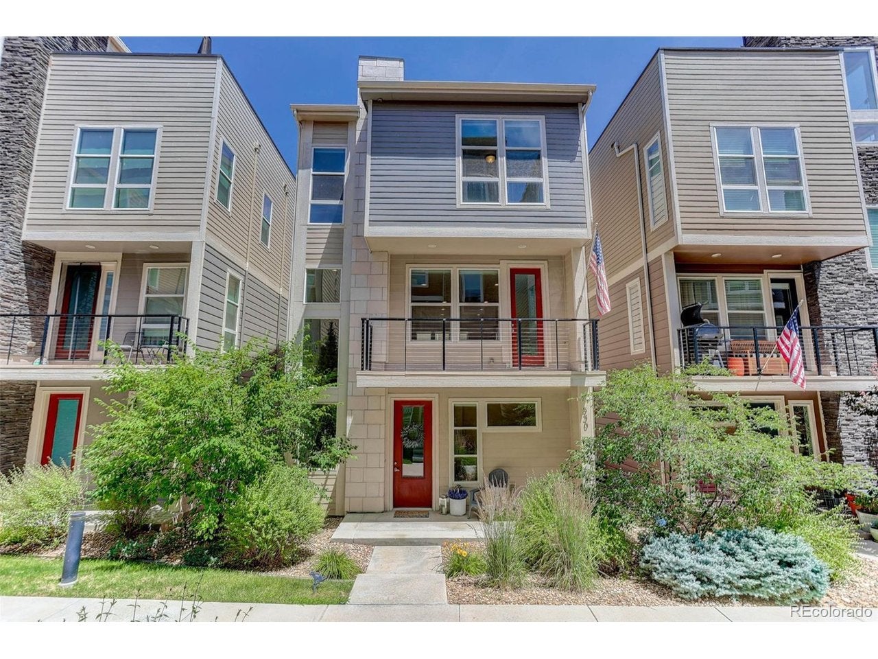 530 Hinsdale Ave, Littleton, CO 80122