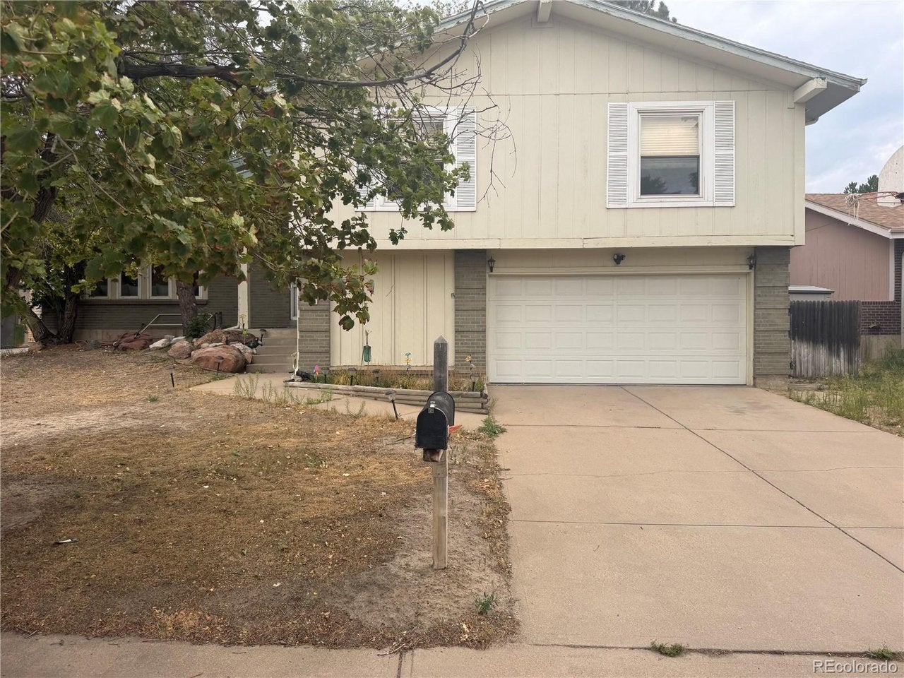 2069 Macon Way, Aurora, CO 80014