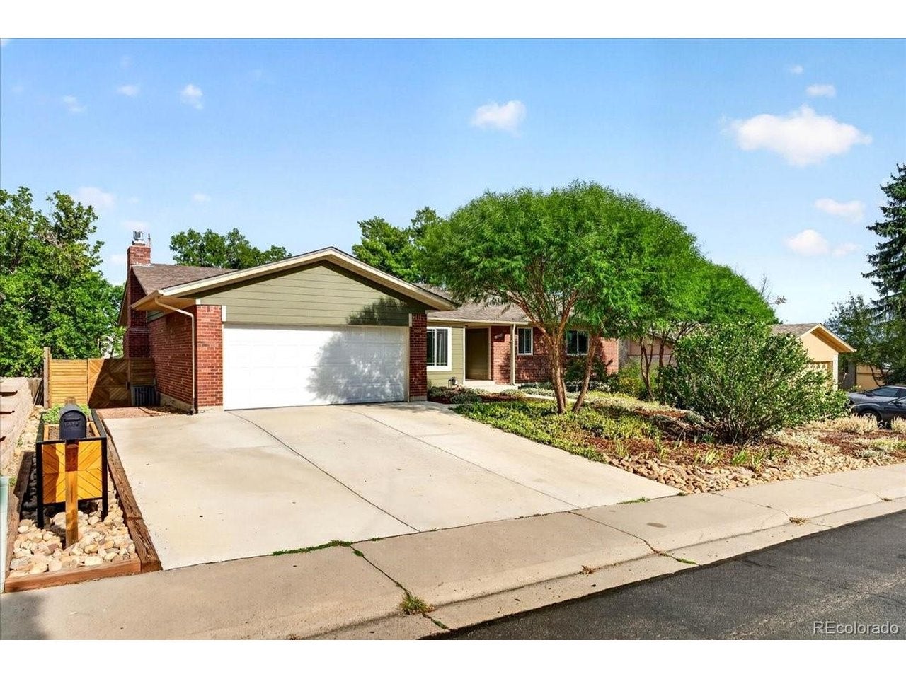 1868 Alkire Ct, Lakewood, CO 80228